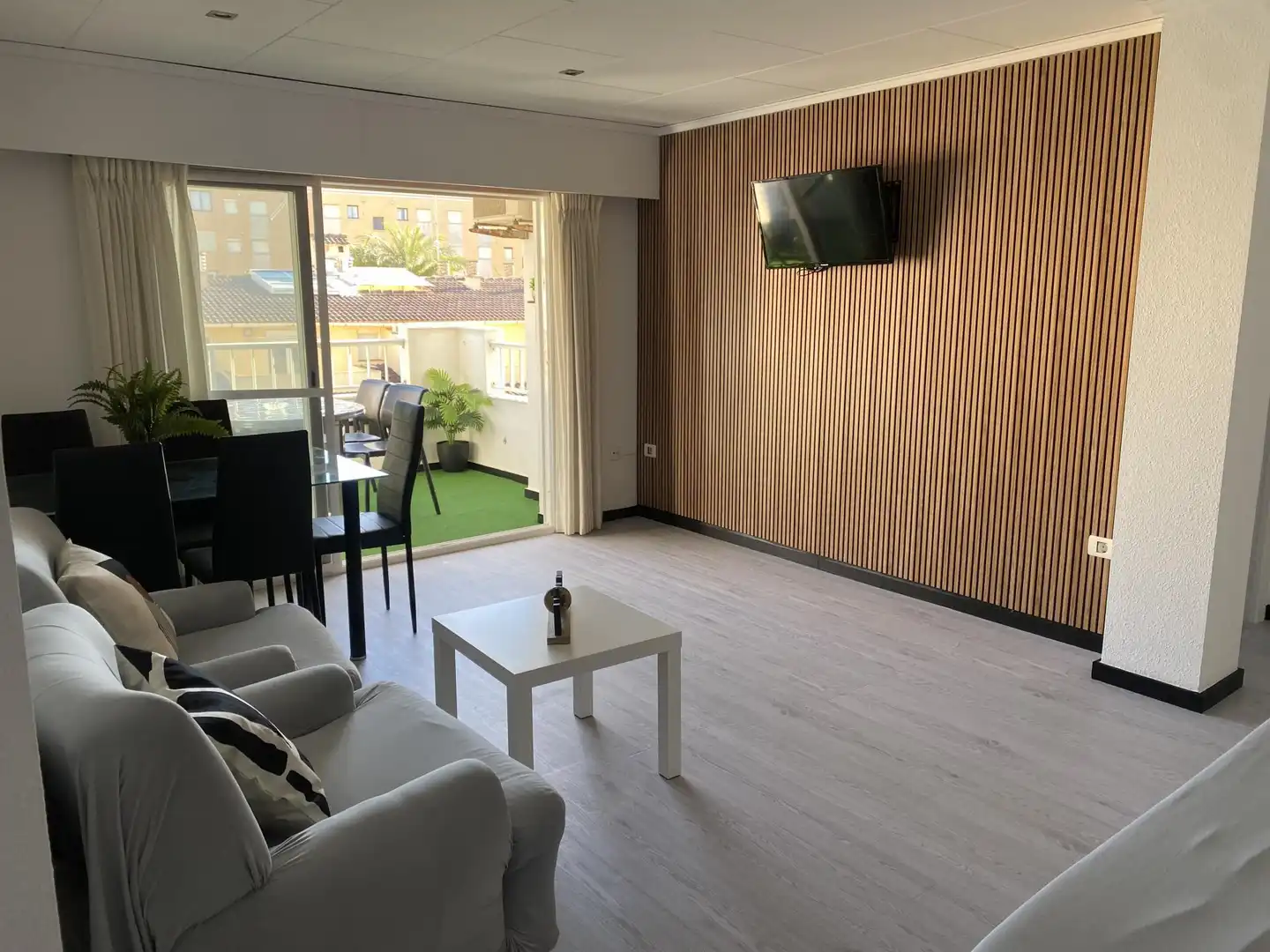 Apartamento de alquiler en Avinguda de la Mar Mediterrània, Miramar Apartamento de alquiler en Avinguda de la Mar Mediterrània, Miramar