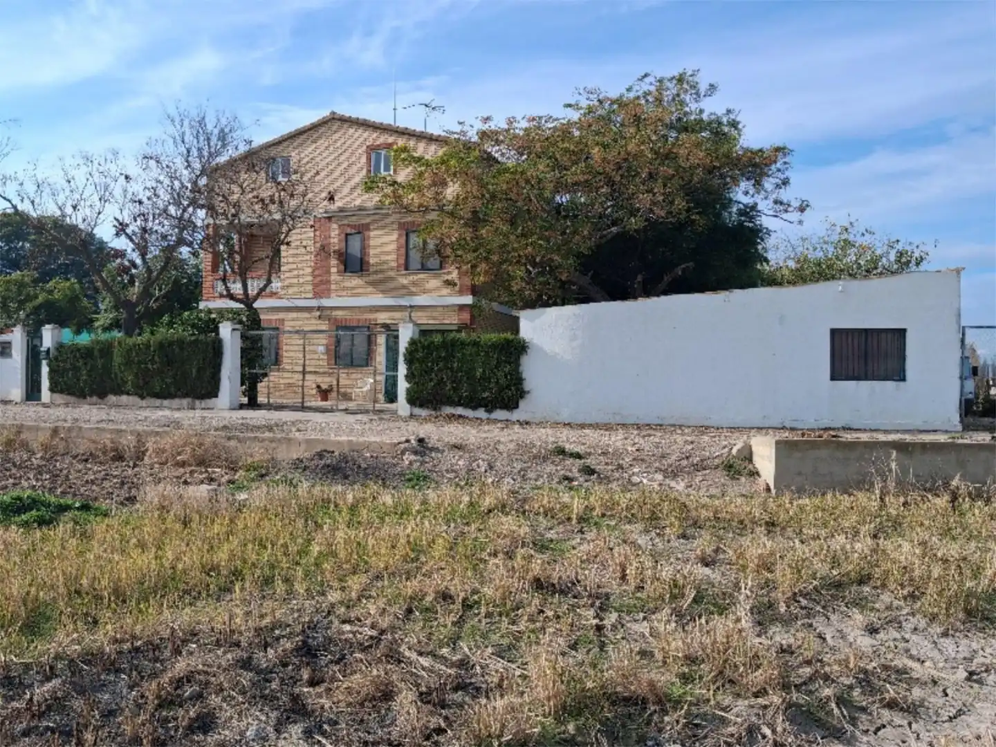 Country homes for sale in Plaça Numero 28, 120, Sollana Country homes for sale in Sollana with Swimming Pool and Balcony
