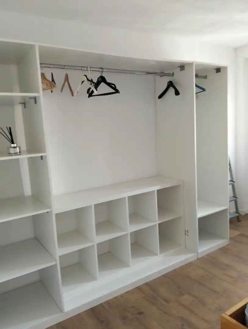 Habitación de Piso de alquiler en Sevilla con Aire acondicionado, Amueblado y Lavadora