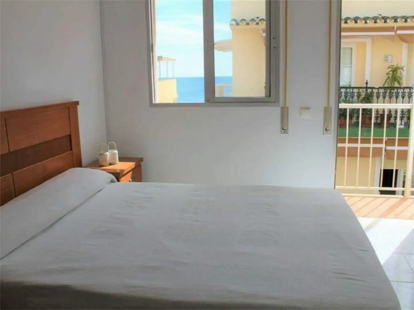 Flat for rent in Calle Trocadero, 1, La Carihuela - Los Nidos