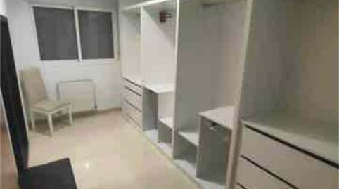 Foto 5 de Piso de alquiler en Este, Mérida