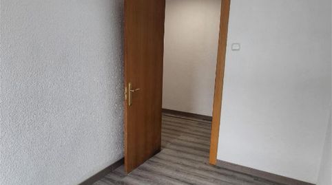 Piso de alquiler en Calle de María Lostal, 32, Paseo Constitución - Las Damas, Zaragoza Capital - imagen 5 Foto 5 de Piso de alquiler en Calle de María Lostal, 32, Paseo Constitución - Las Damas, Zaragoza Capital