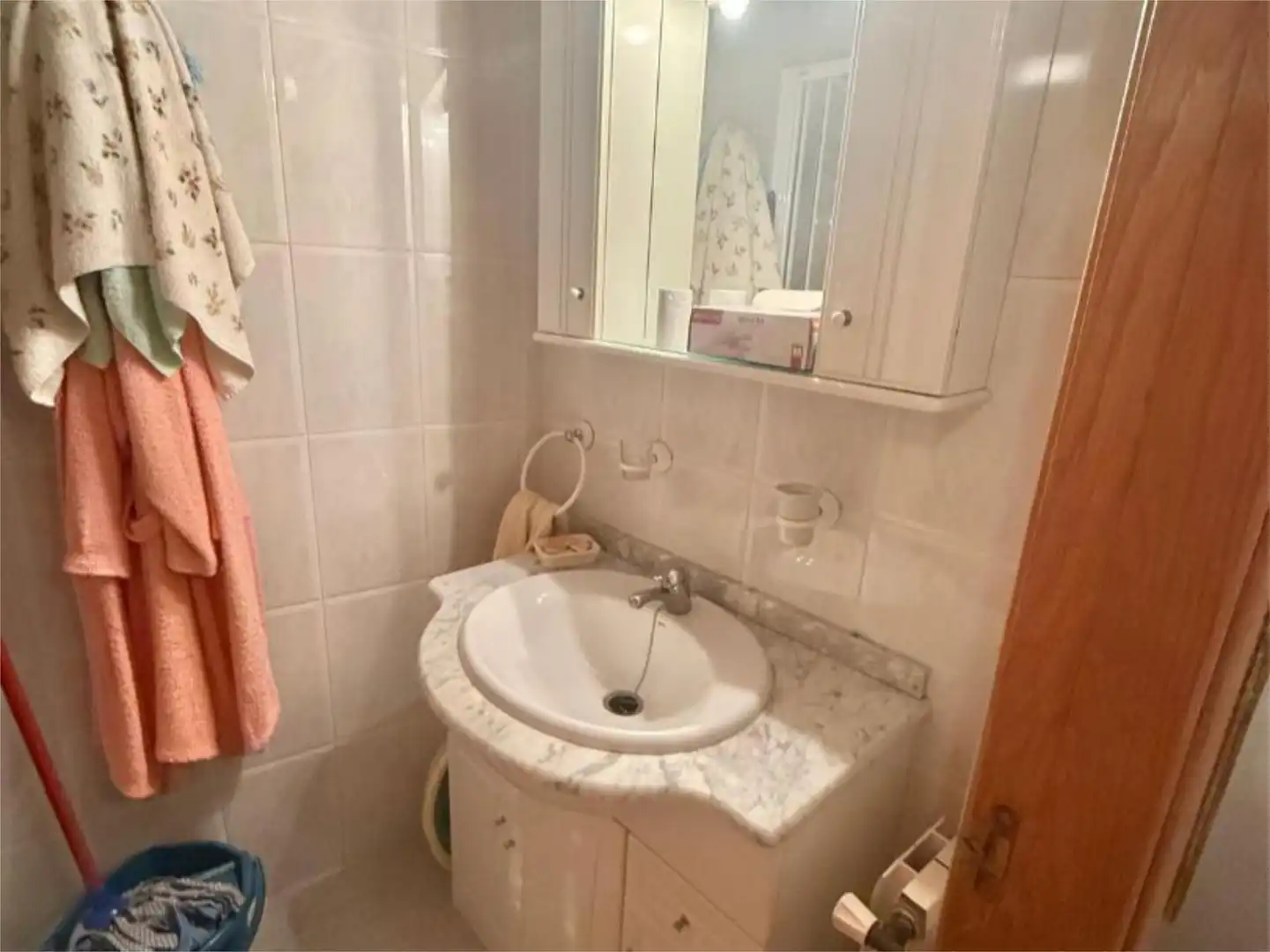 Flat for sale in Calle la Plata, 43, José Zorrilla - Padre Claret Bathroom of Flat for sale in Segovia Capital with Terrace