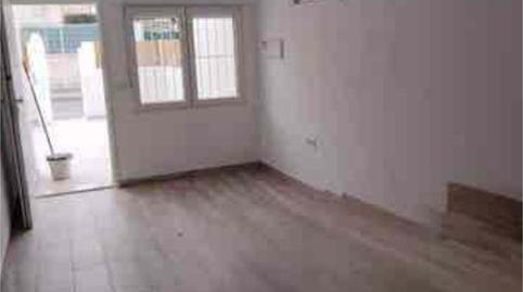 Casa adosada de alquiler en Zona Carrefour - Urbanizaciones, Torrevieja - imagen 2 Foto 2 de Casa adosada de alquiler en Zona Carrefour - Urbanizaciones, Torrevieja