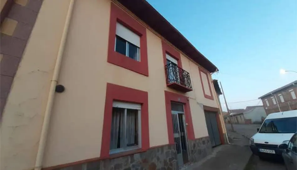 Casa o chalet en venta en San Justo de la Vega, León - imagen 1 Foto 1 de Casa o chalet en venta en San Justo de la Vega, León