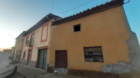 Casa o chalet en venta en San Justo de la Vega, León - imagen 2 Foto 2 de Casa o chalet en venta en San Justo de la Vega, León