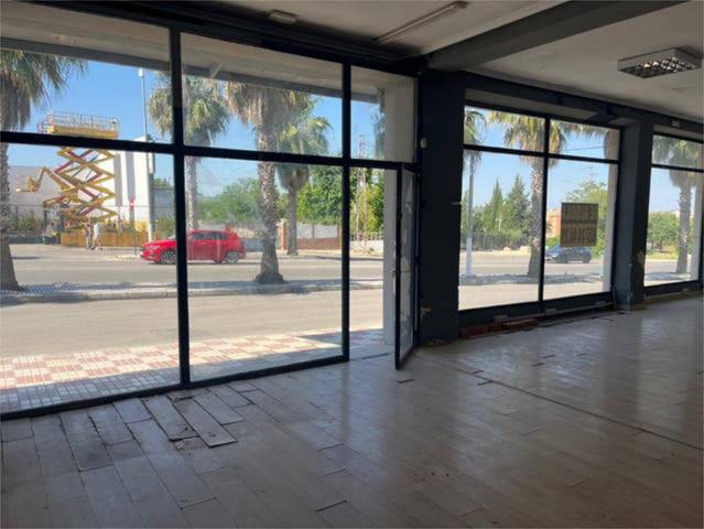 Local comercial en Alquiler en Torredonjimeno