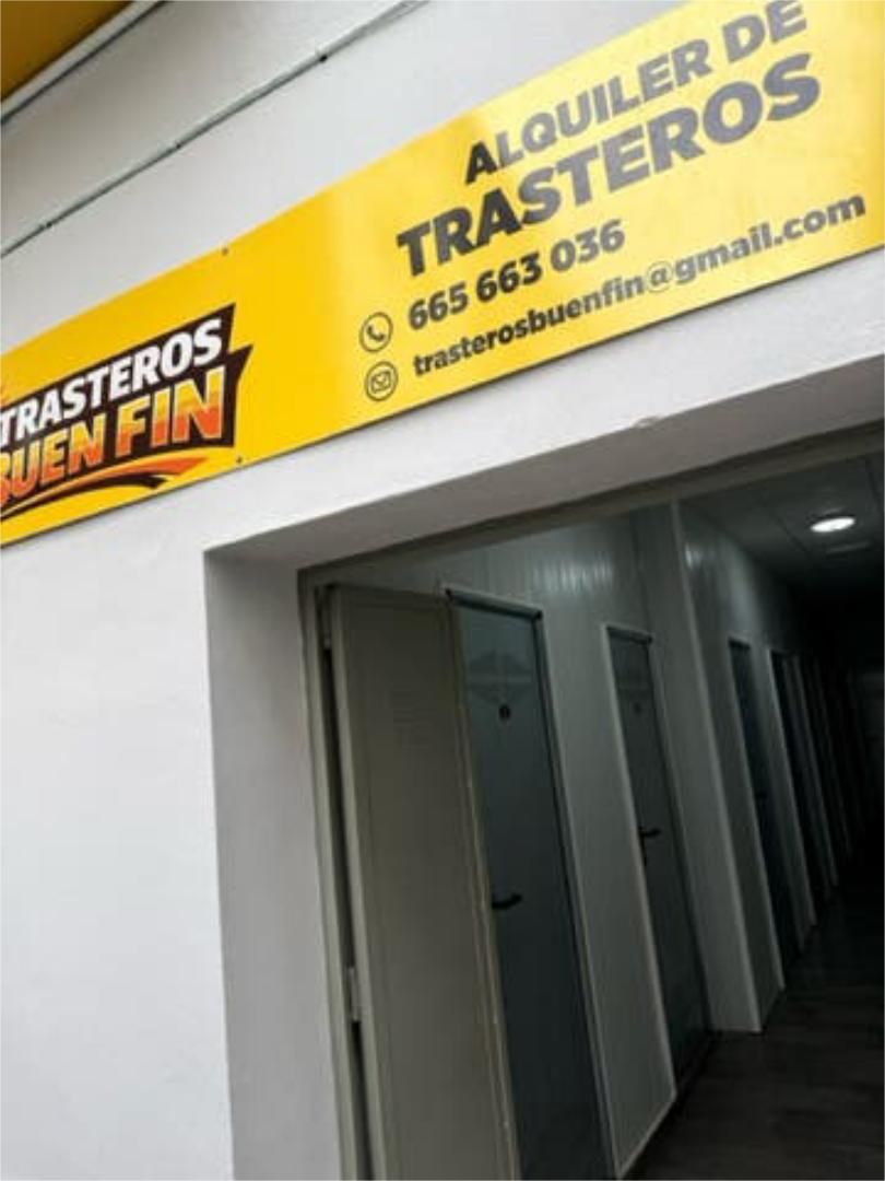 Traster de lloguer en  Sevilla Capital