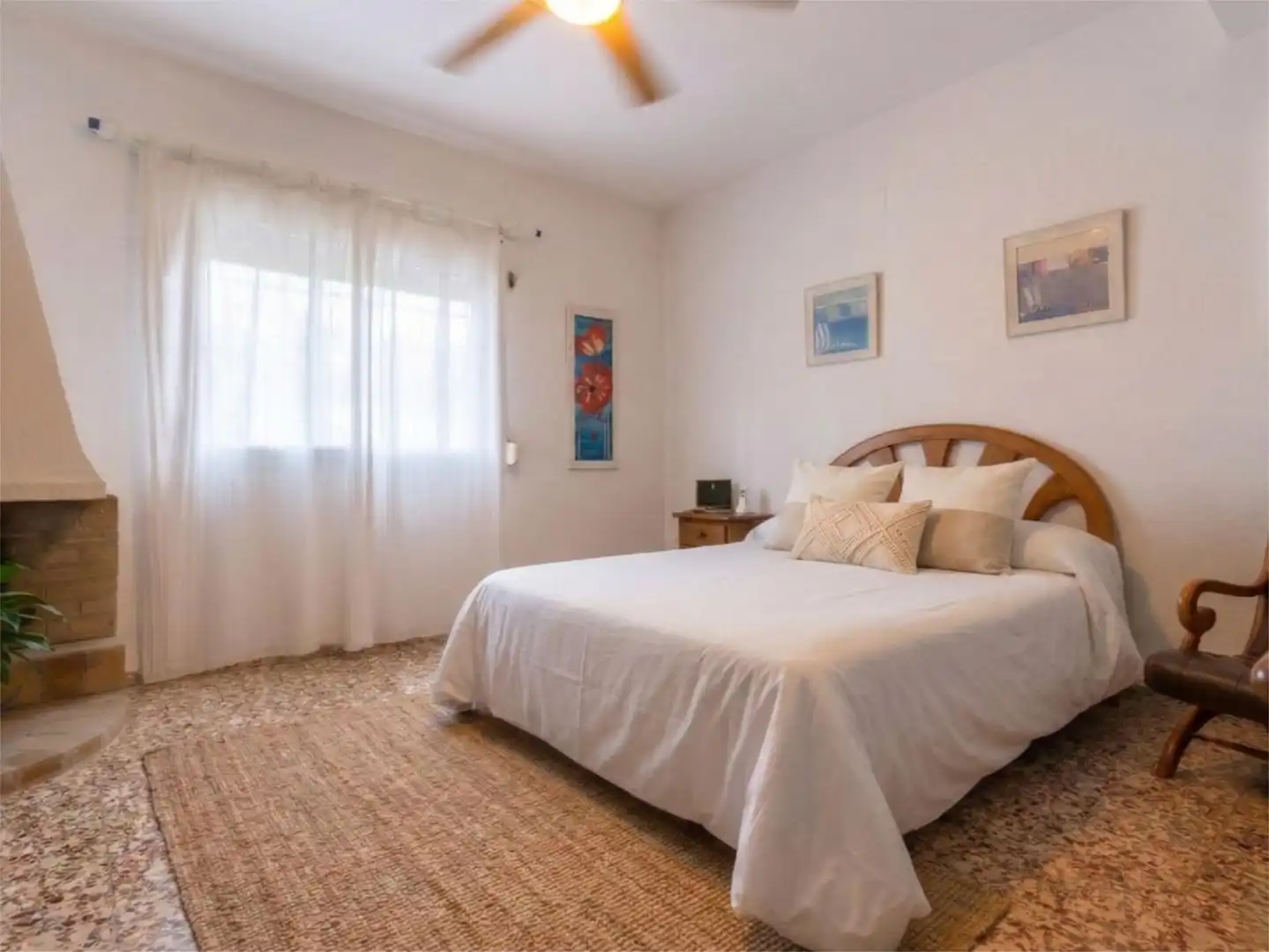 Houses for sale in Carrer 413, 3, La Cañada Bedroom of Houses for sale in Paterna with Air Conditioner, Heating and Private garden