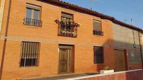 Casa adosada en venta en Plaza Jose Antonio, 5, La Unión de Campos , Valladolid - imagen 3 Foto 3 de Casa adosada en venta en Plaza Jose Antonio, 5, La Unión de Campos , Valladolid