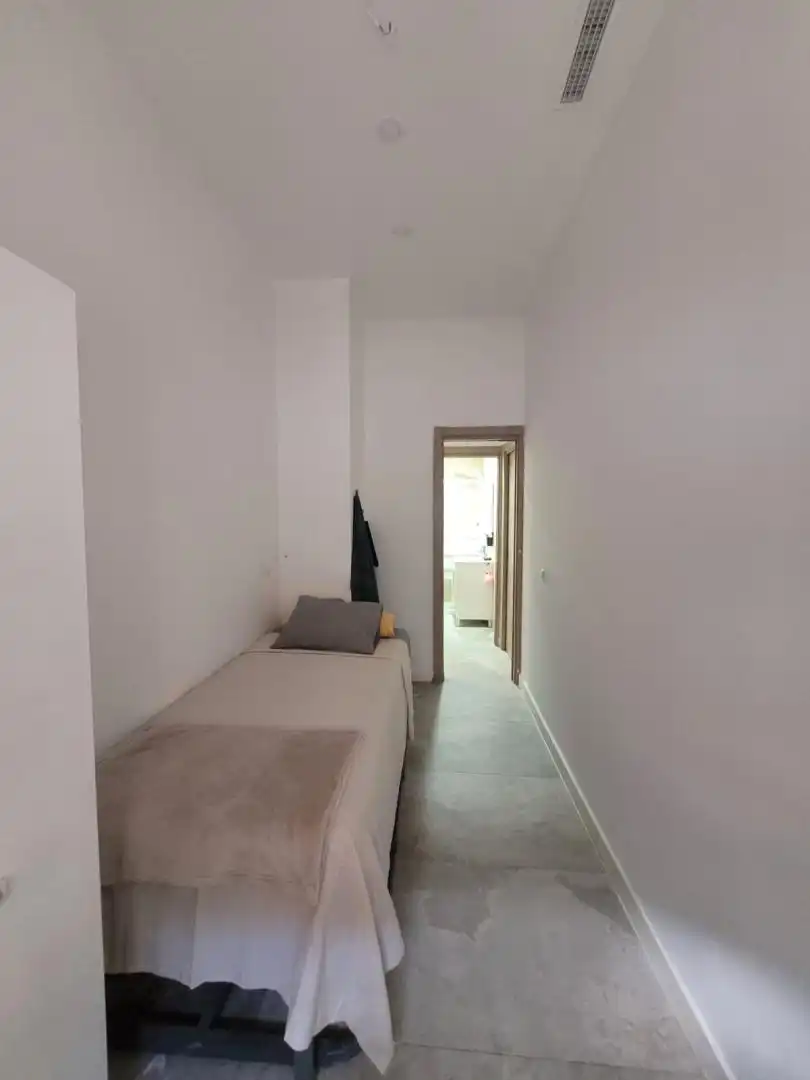 Bedroom of Flat for share in Madrid  with Air Conditioner, Heating and Furnished