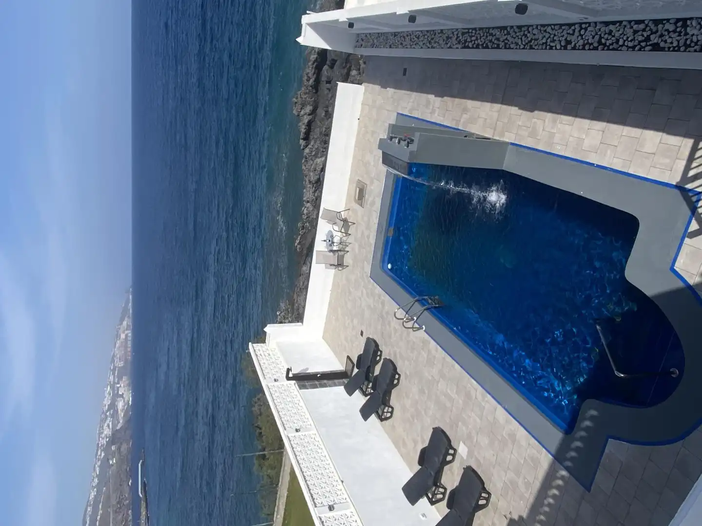 Casa adosada en venda a Avenida Maritima, 34, Candelaria - Playa La Viuda Piscina de Casa adosada en venda en Candelaria amb Terrassa, Piscina i Moblat