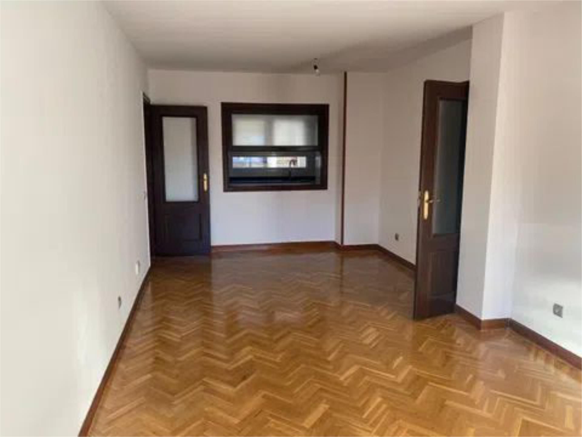 Wohnung zur Miete in Calle Estadio, 3, Plaza de Toros Wohnzimmer von Wohnung zur Miete in Valladolid Capital mit Heizung, Parkett und Terrasse