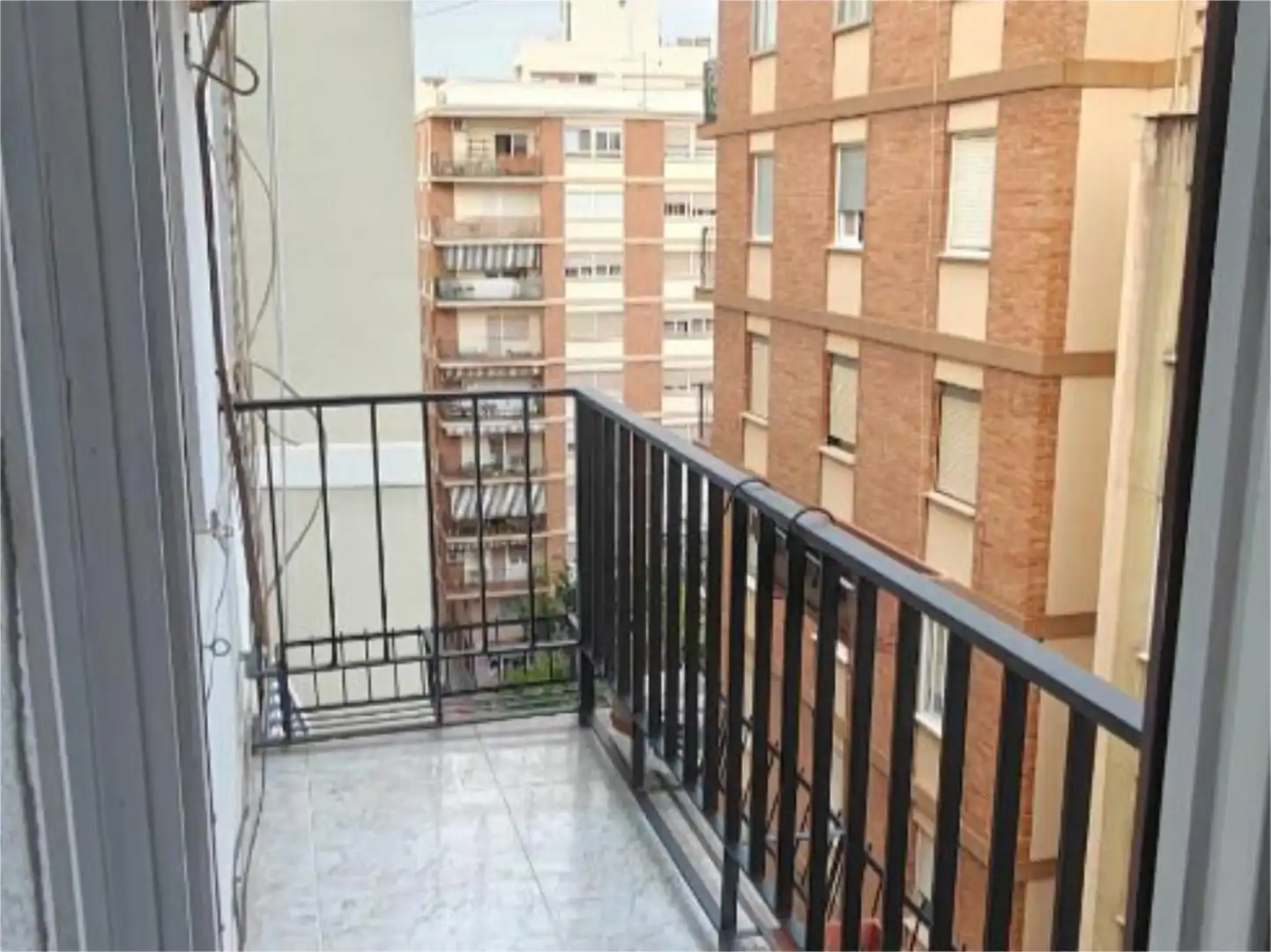 Terraza de Piso para compartir en Castellón de la Plana / Castelló de la Plana con Amueblado y Balcón