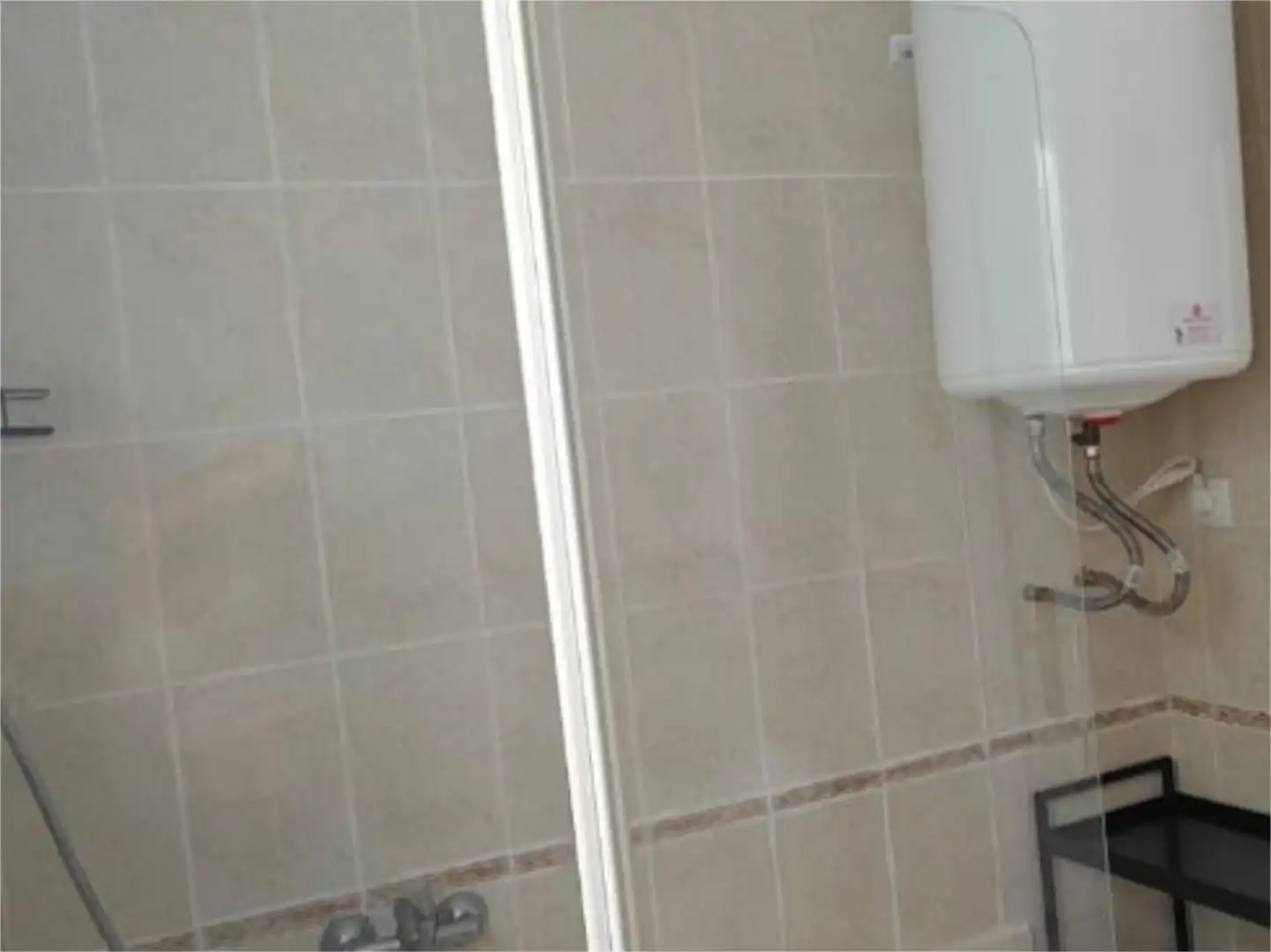 Baño de Piso para compartir en Castellón de la Plana / Castelló de la Plana con Amueblado y Balcón