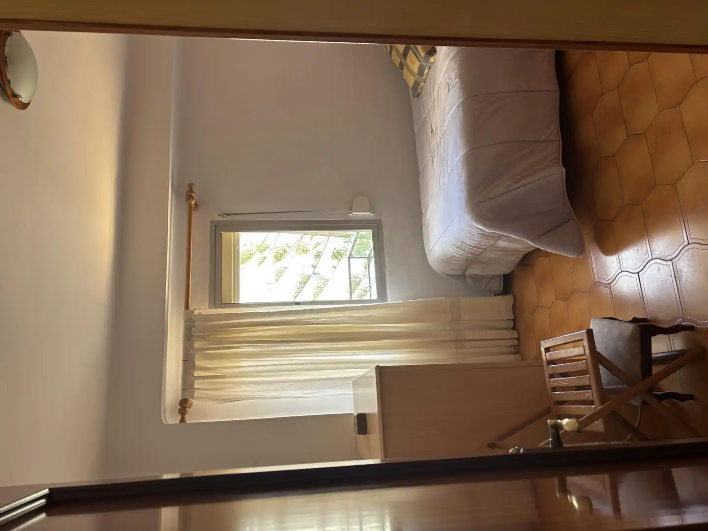 Piso en venta en Calle Juan Breva, 15, Divina Pastora Habitación de Piso en venta en Marbella con Terraza