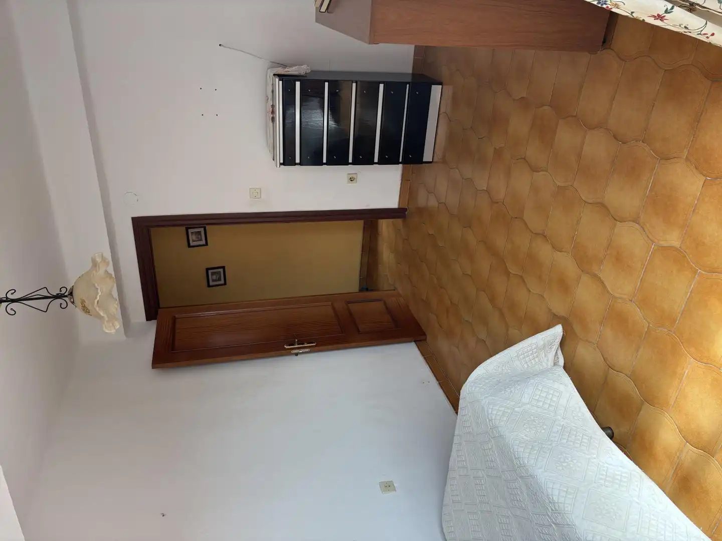 Piso en venta en Calle Juan Breva, 15, Divina Pastora Habitación de Piso en venta en Marbella con Terraza
