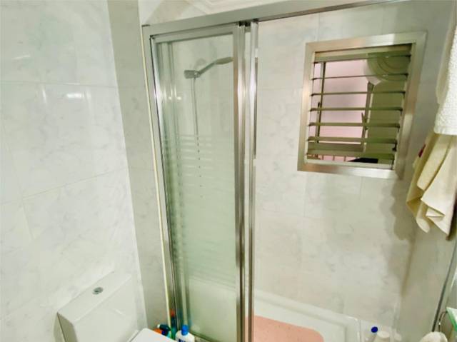 Piso en Venta en Calle Aracena, 3 en Triana Oeste