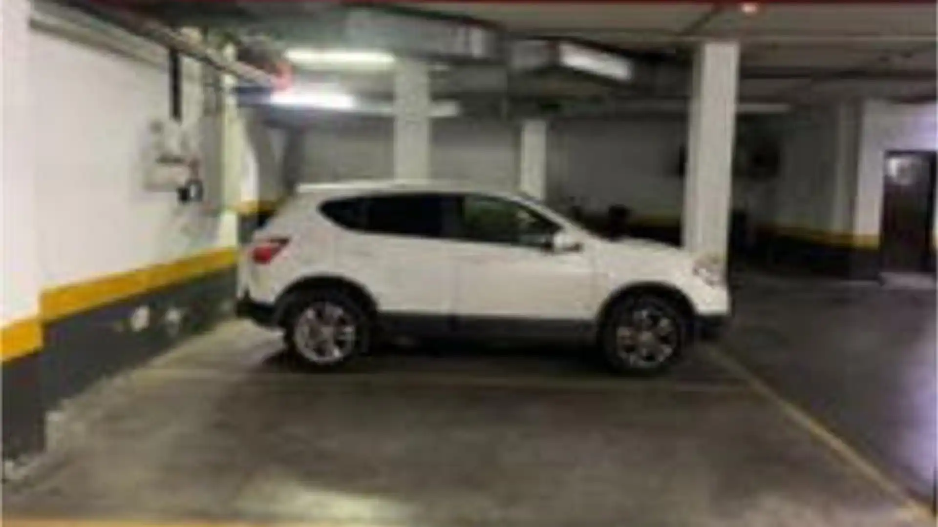 Aparcament de Garatge de lloguer en  Sevilla Capital