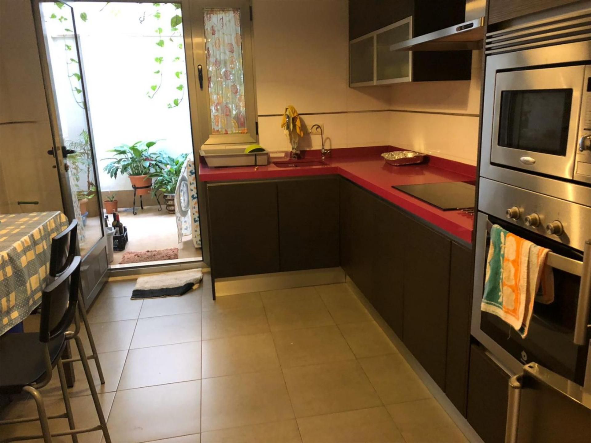 Küche von Wohnung zum Verkauf in Fuente Álamo de Murcia mit Klimaanlage, Heizung und Abstellraum