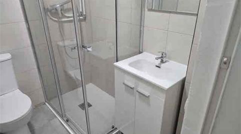 Foto 2 de Piso de alquiler en La Salut, Badalona