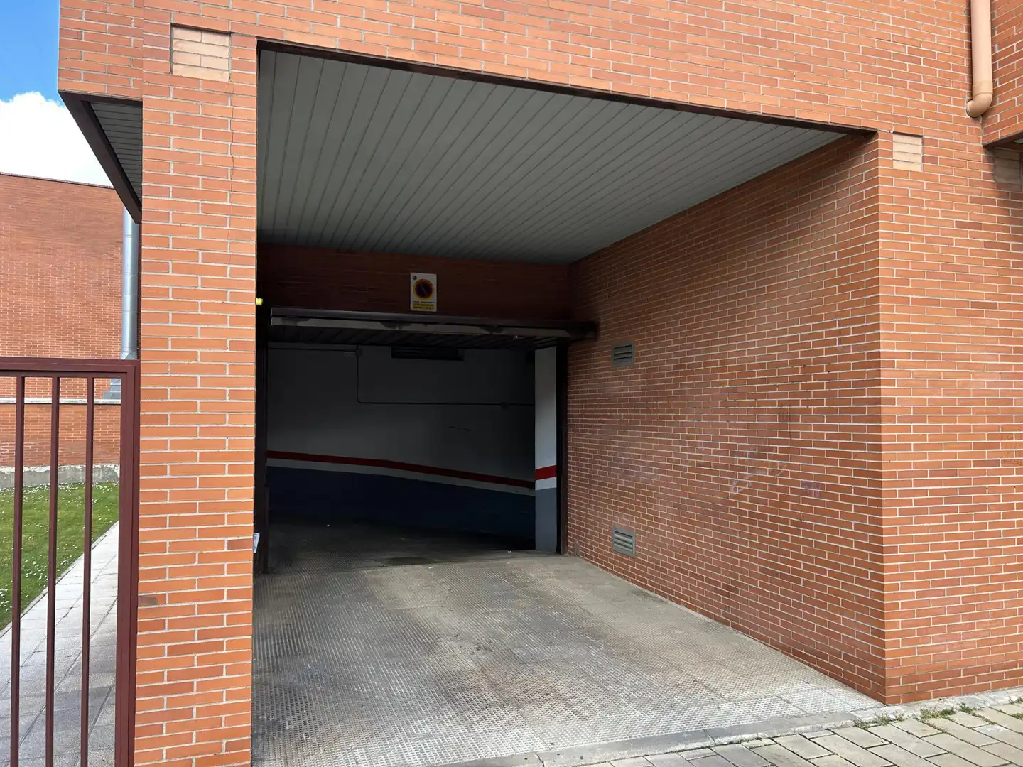 Aparcament de Garatge de lloguer en Valladolid