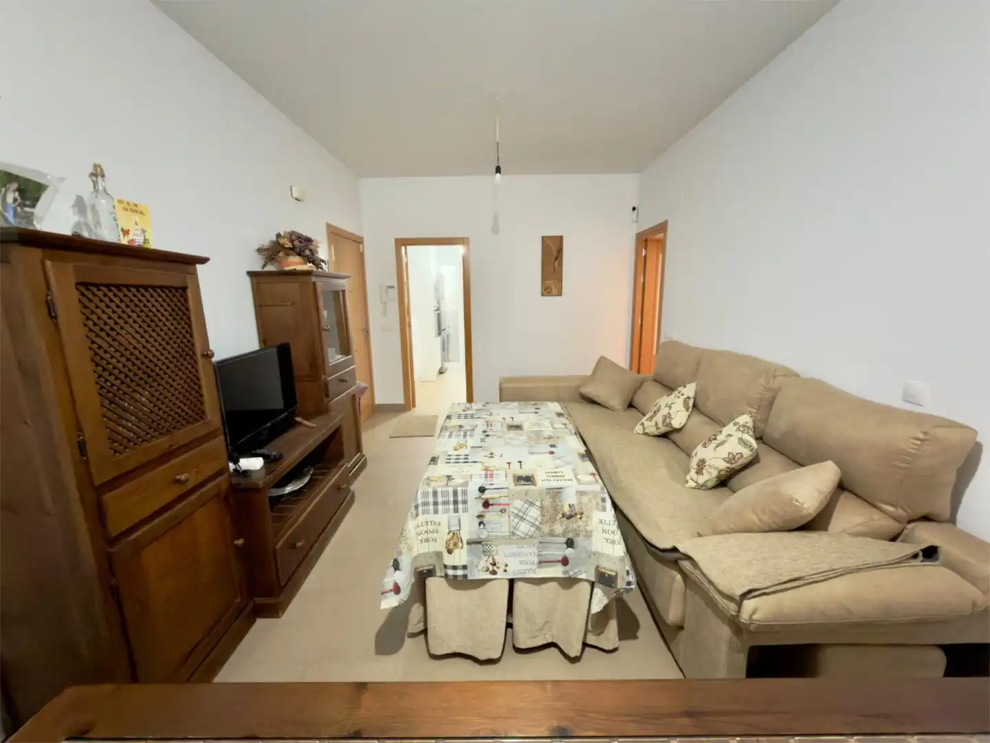 Flat for sale in Calle Virgen del Rocio, 2, Villamartín Living room of Flat for sale in Villamartín with Air Conditioner and Balcony