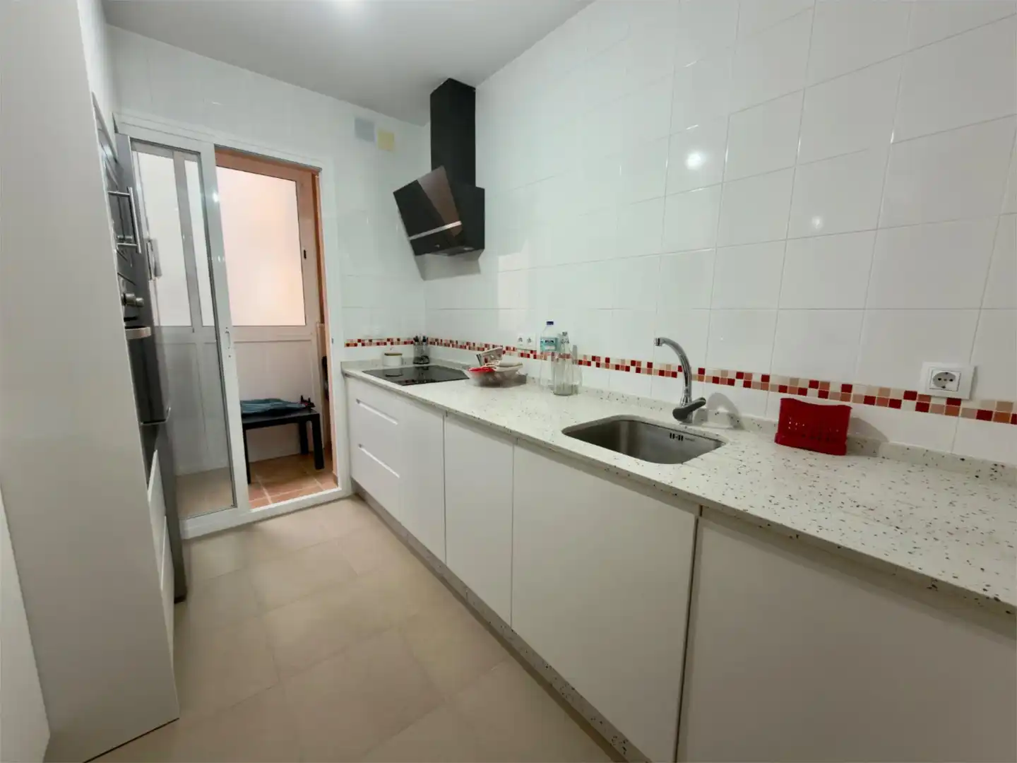 Flat for sale in Calle Virgen del Rocio, 2, Villamartín Kitchen of Flat for sale in Villamartín with Air Conditioner and Balcony
