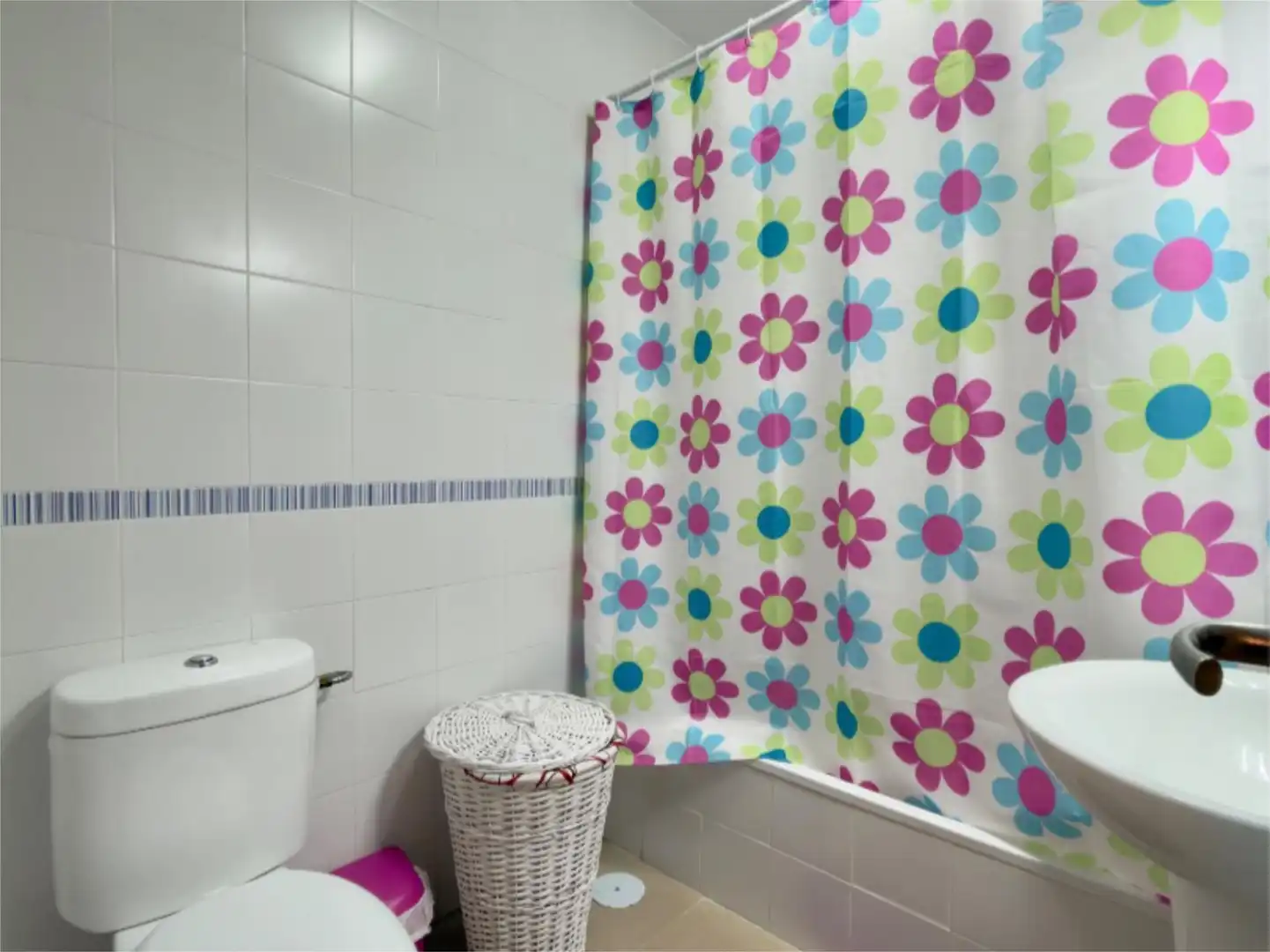 Flat for sale in Calle Virgen del Rocio, 2, Villamartín Bathroom of Flat for sale in Villamartín with Air Conditioner and Balcony