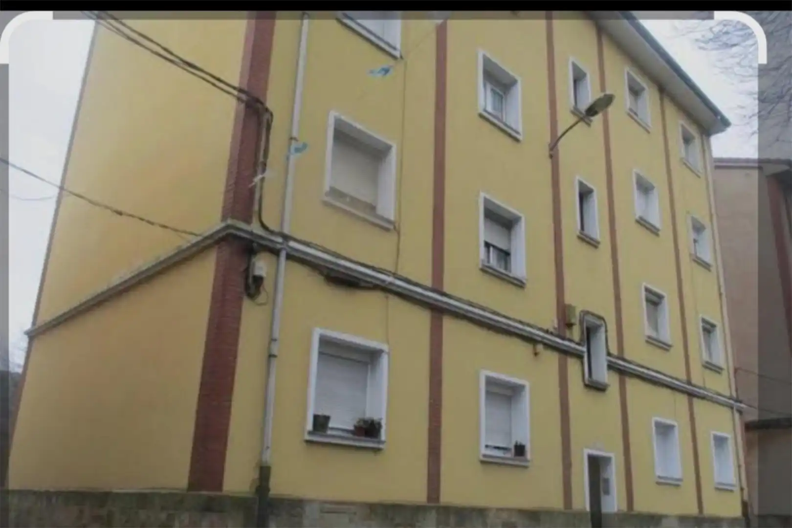 Außenansicht von Wohnung zum Verkauf in Avilés