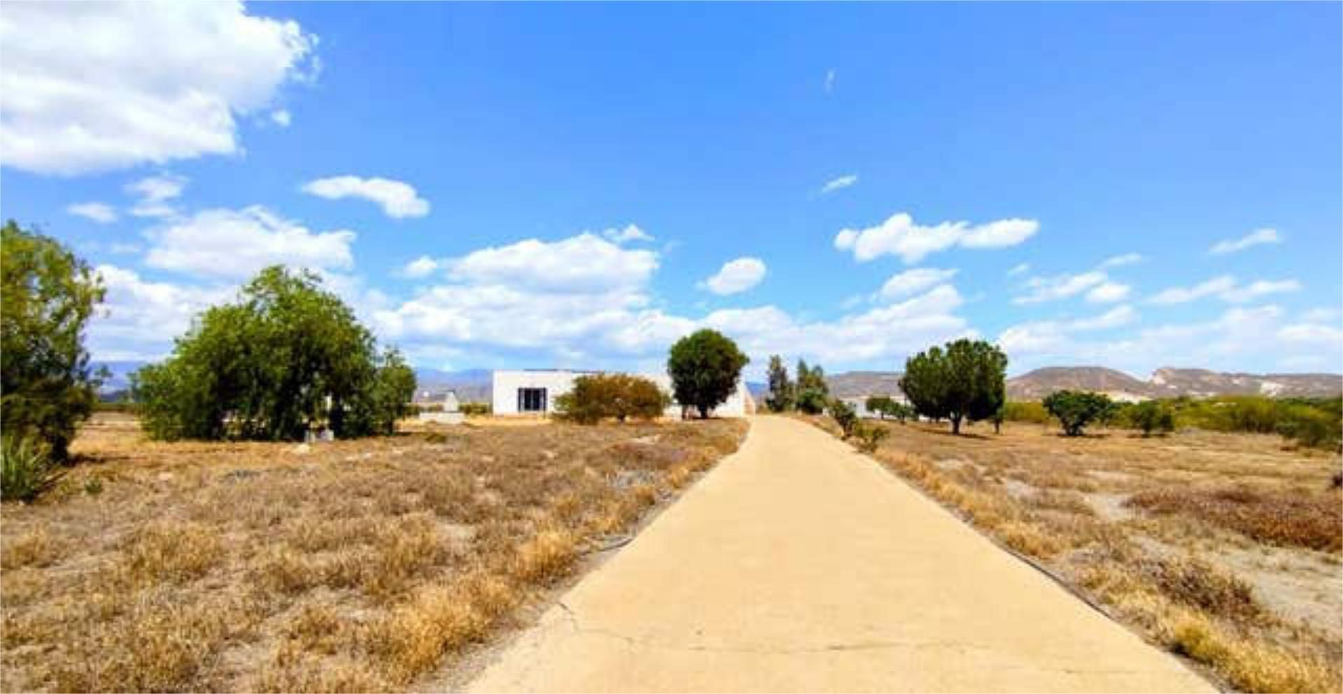 Außenansicht von Wohnungen zur Miete in Tabernas mit Privatgarten, Terrasse und Möbliert