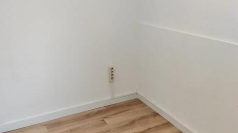 Piso en venta en Carrer de Bellcaire, 62, Can Peguera, Barcelona Capital - imagen 3 Foto 3 de Piso en venta en Carrer de Bellcaire, 62, Can Peguera, Barcelona Capital