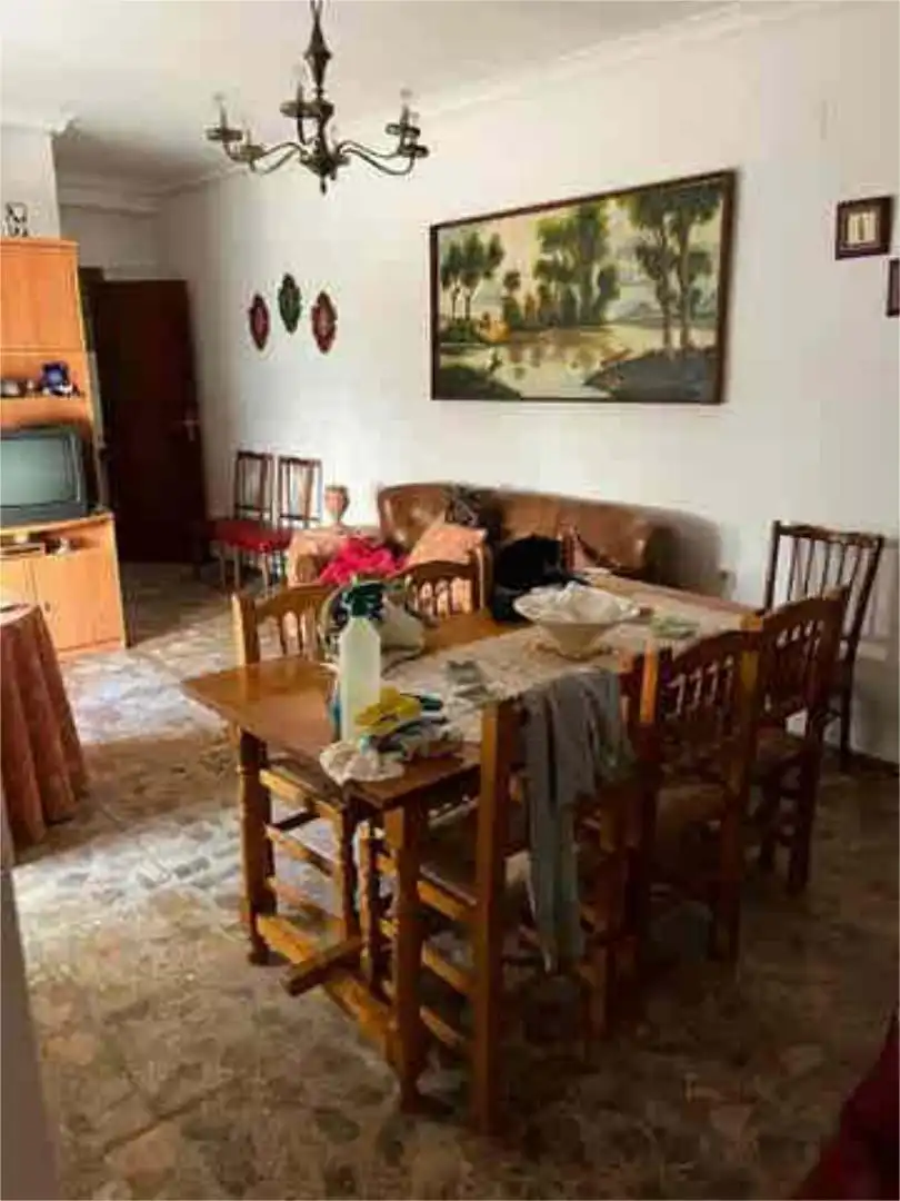 Casa o chalet en venta en Fuentealbilla Comedor de Casa o chalet en venta en Fuentealbilla con Terraza, Trastero y Amueblado