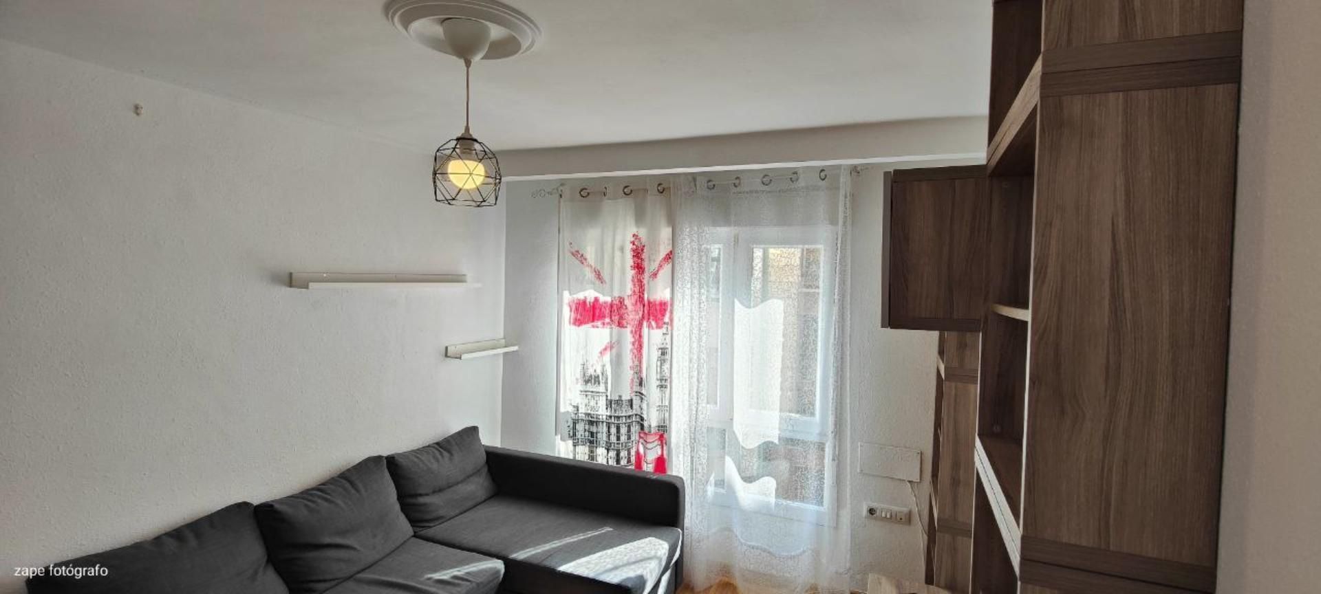 Apartament per a compartir a Calle de Lanuza, 2, Perchera Apartament per a compartir a Calle de Lanuza, 2, Perchera