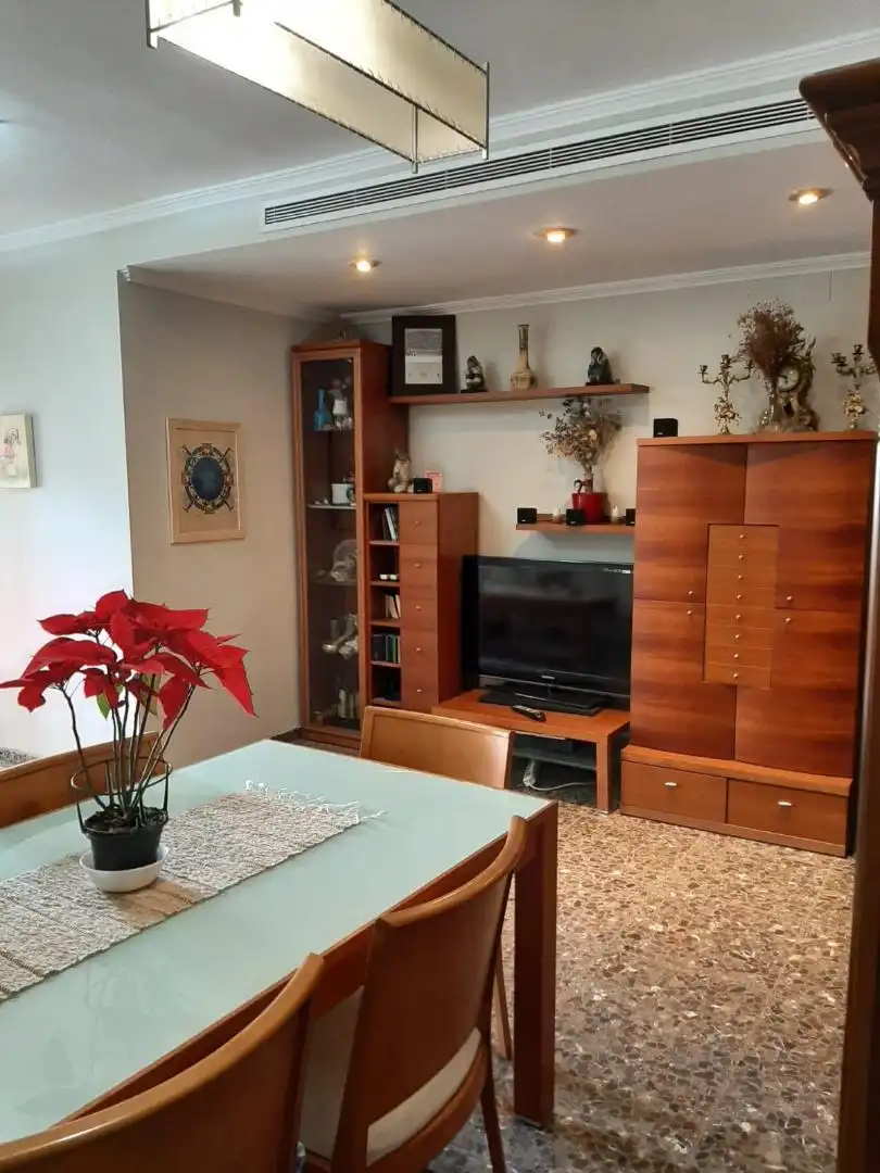 Living room of Flat for sale in Tavernes Blanques  with Air Conditioner, Heating and Parquet flooring