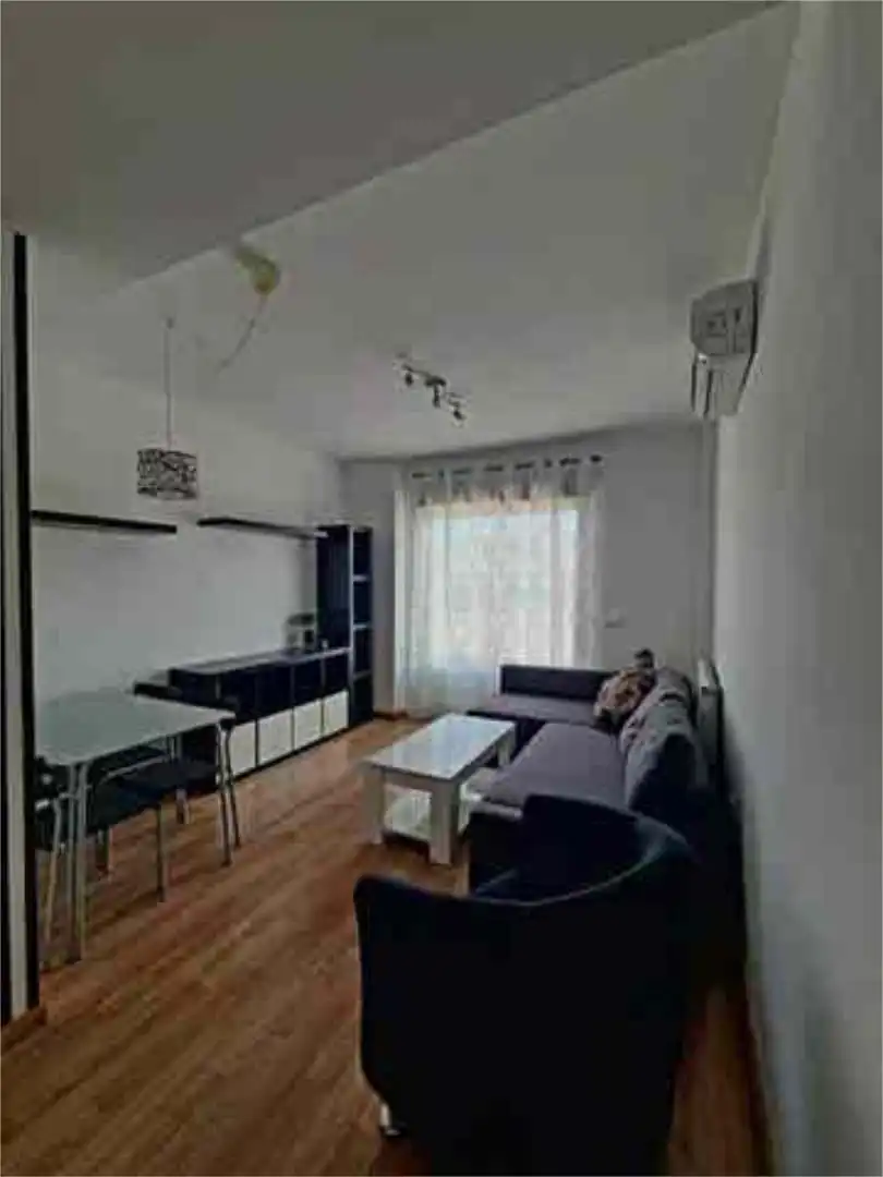 Wohnung zum Verkauf in Larache Wohnzimmer von Wohnung zum Verkauf in Ciudad Real mit Heizung, Privatgarten und Terrasse