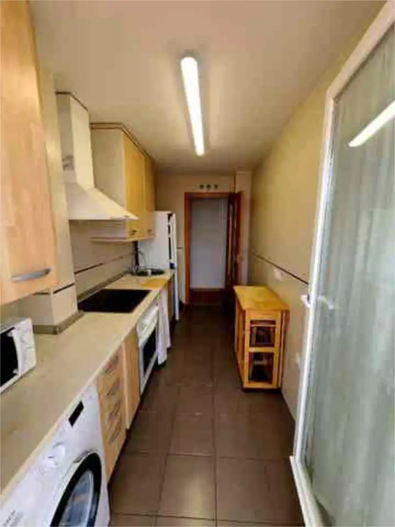 Wohnung zum Verkauf in Larache Küche von Wohnung zum Verkauf in Ciudad Real mit Heizung, Privatgarten und Terrasse