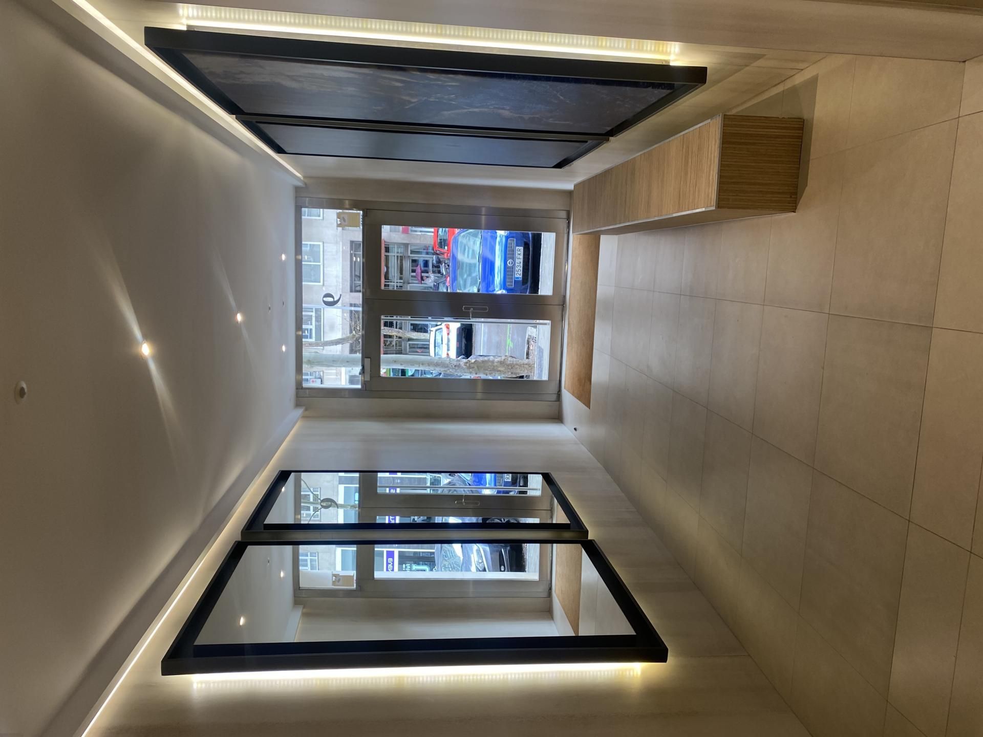 Piso en venta en  Madrid Capital con Aire acondicionado, Terraza y Balcón