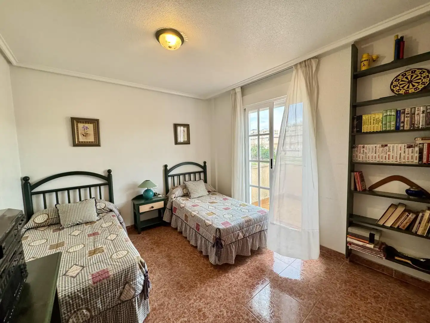 Habitación de Casa o chalet en venta en Torrevieja con Jardín privado, Terraza y Trastero