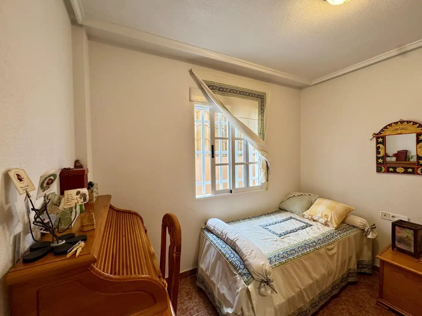 Habitación de Casa o chalet en venta en Torrevieja con Jardín privado, Terraza y Trastero