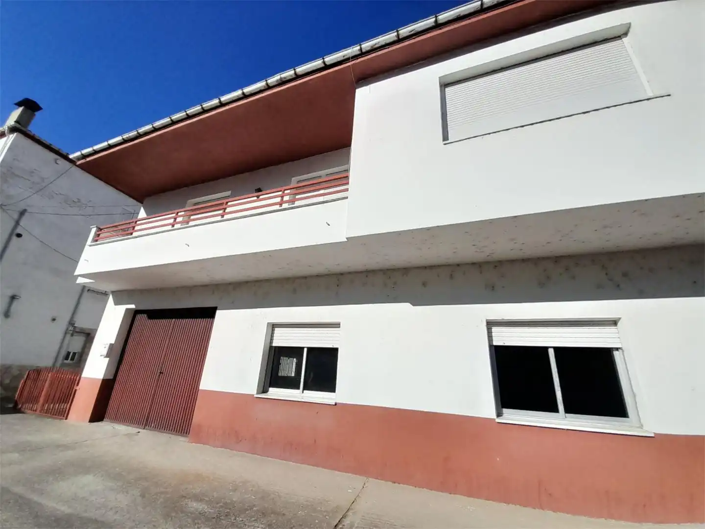 Casa o chalet en venta en Calle Fonfría, 4, Torre del Bierzo Vista exterior de Casa o chalet en venta en Torre del Bierzo con Calefacción, Jardín privado y Parquet
