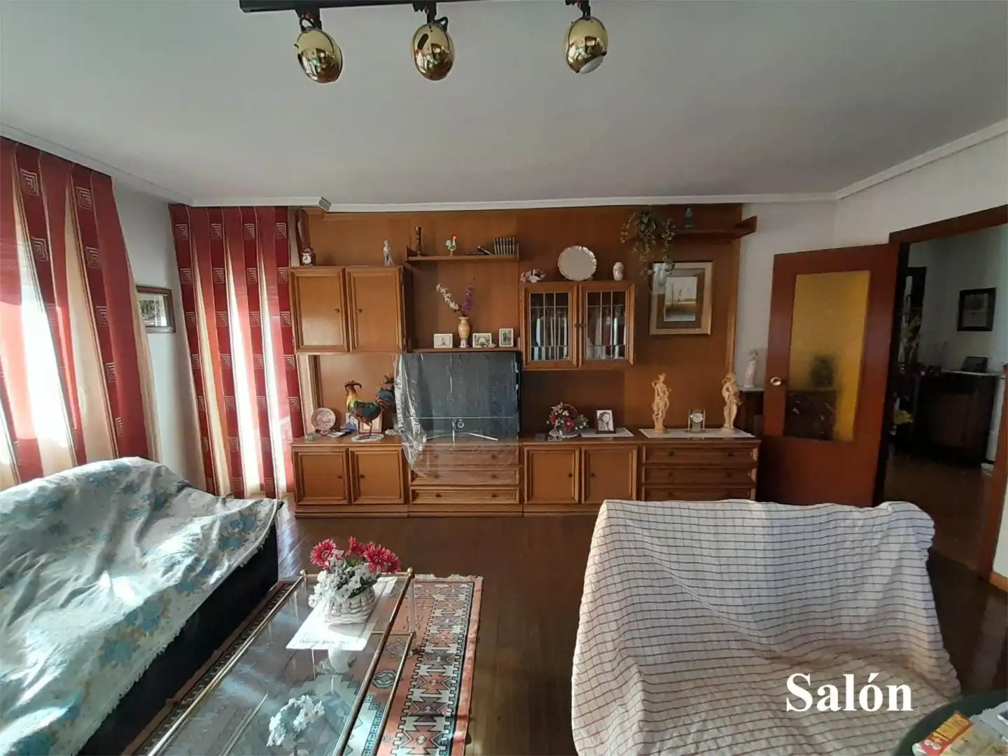 Casa o chalet en venta en Calle Fonfría, 4, Torre del Bierzo Sala de estar de Casa o chalet en venta en Torre del Bierzo con Calefacción, Jardín privado y Parquet