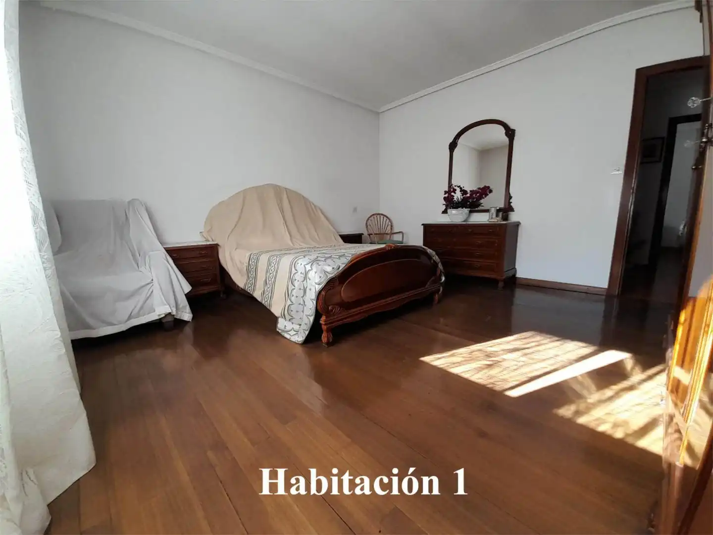 Casa o chalet en venta en Calle Fonfría, 4, Torre del Bierzo Habitación de Casa o chalet en venta en Torre del Bierzo con Calefacción, Jardín privado y Parquet