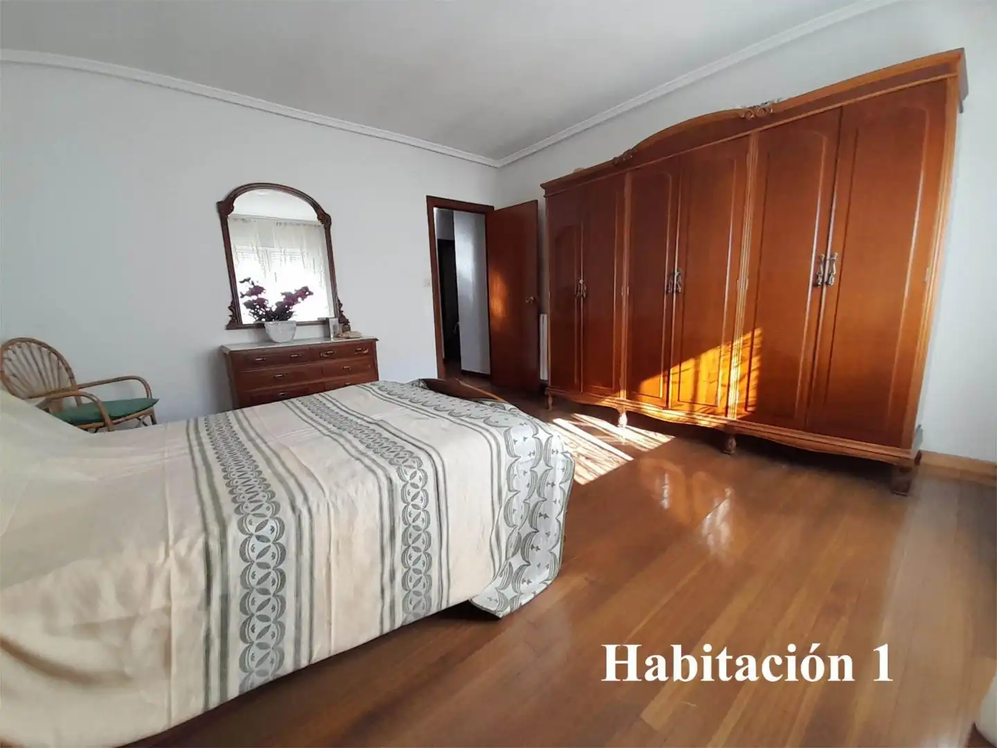 Casa o chalet en venta en Calle Fonfría, 4, Torre del Bierzo Habitación de Casa o chalet en venta en Torre del Bierzo con Calefacción, Jardín privado y Parquet
