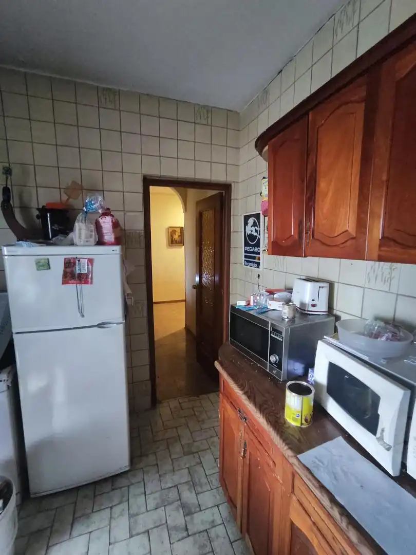 Casa adosada en venta en Calle Zaorejas, 16, Aeropuerto Cocina de Casa adosada en venta en Madrid con Jardín privado, Terraza y Trastero