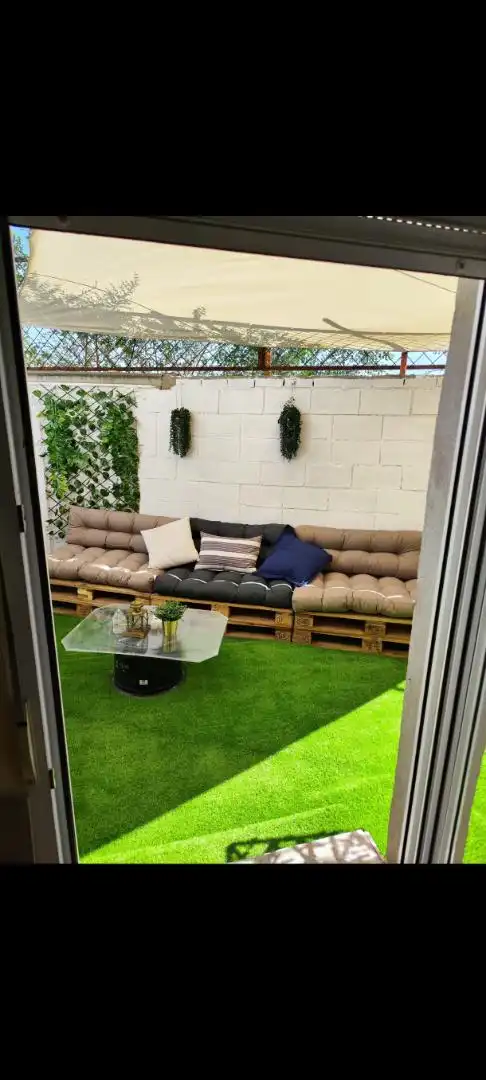 Casa adosada en venta en Calle Zaorejas, 16, Aeropuerto Terraza de Casa adosada en venta en Madrid con Jardín privado, Terraza y Trastero
