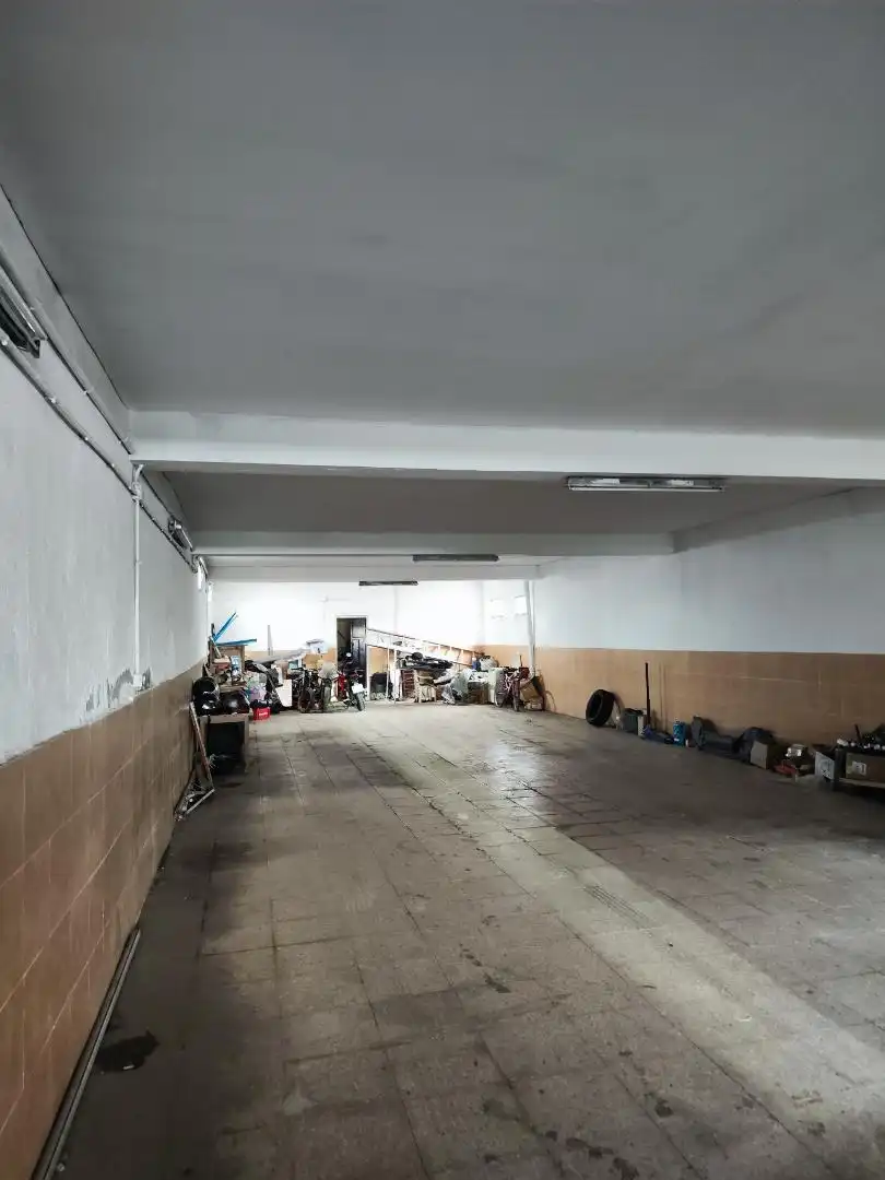 Casa adosada en venta en Calle Zaorejas, 16, Aeropuerto Casa adosada en venta en Madrid con Jardín privado, Terraza y Trastero