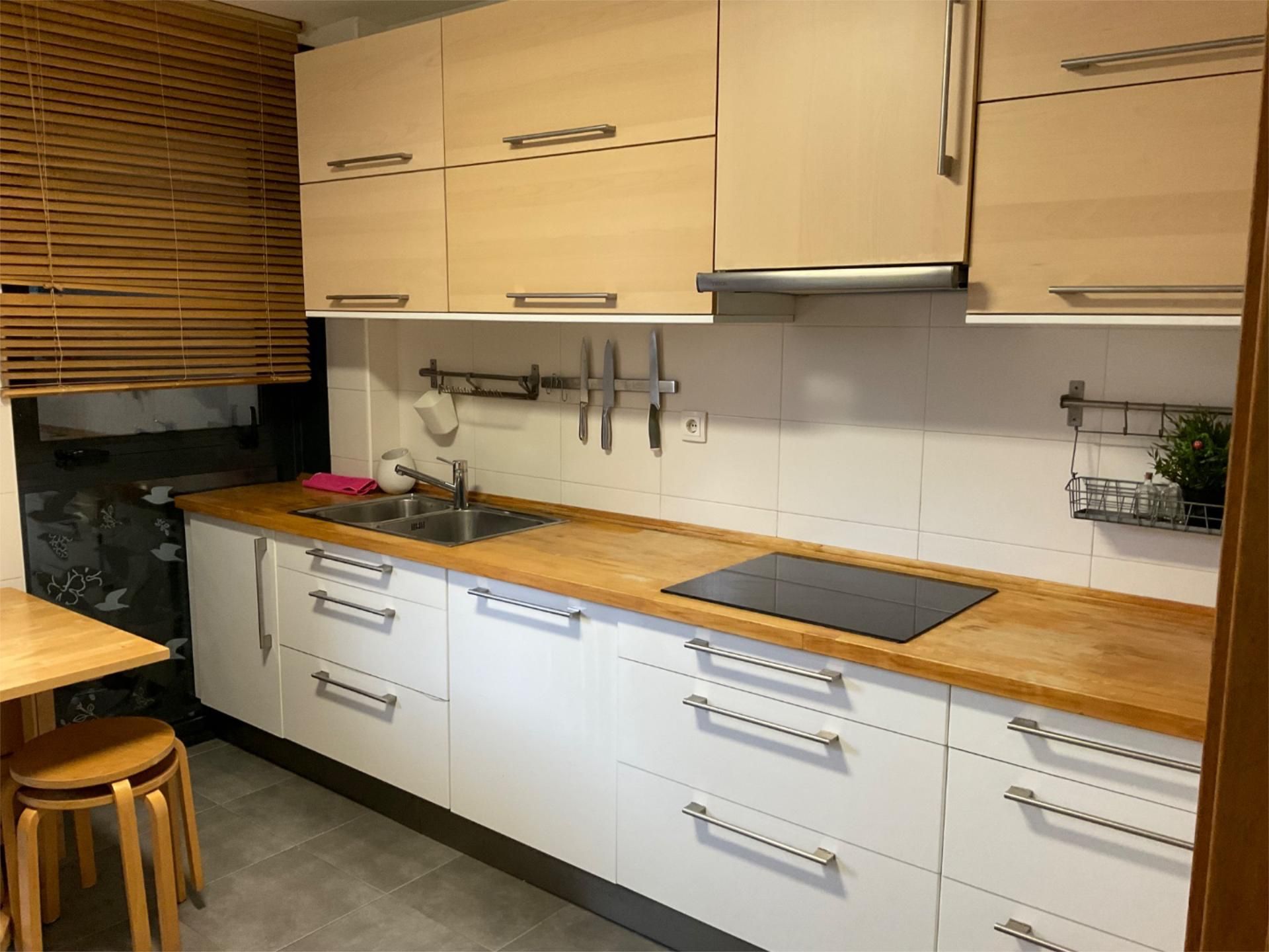 Küche von Wohnung zur Miete in Oleiros mit Heizung, Privatgarten und Parkett