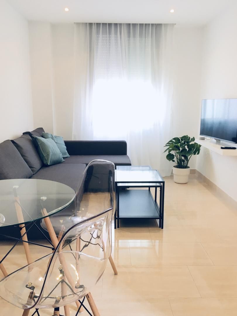 Wohnzimmer von Wohnung zur Miete in  Cádiz Capital