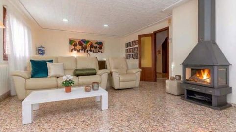 Foto 3 de Casa adosada en venda a La Cañada, Paterna